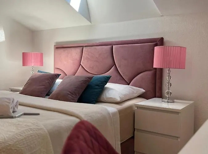 Apartments Four You-With Sea View
