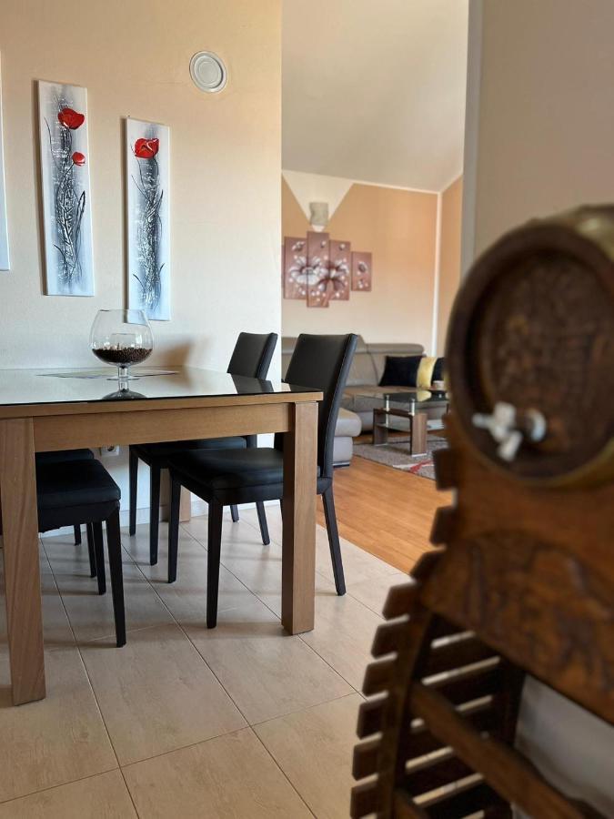 Apartment Four You